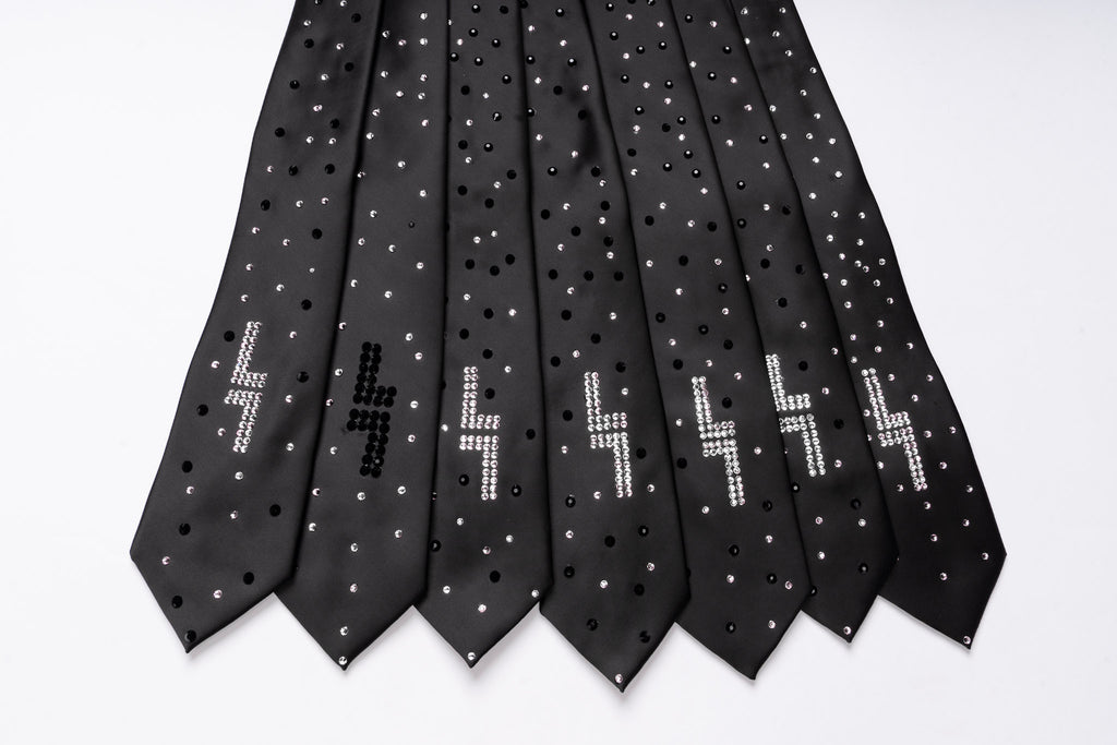 LuckySevens Crystal Tie